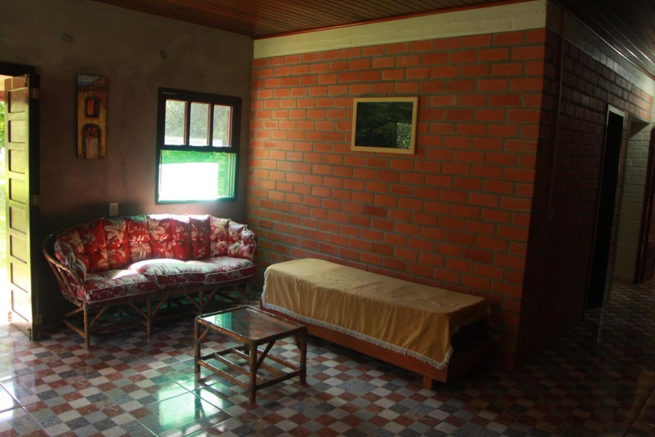 Вилла Casa De Campo - Sitio Da Tia Vera Макине Экстерьер фото