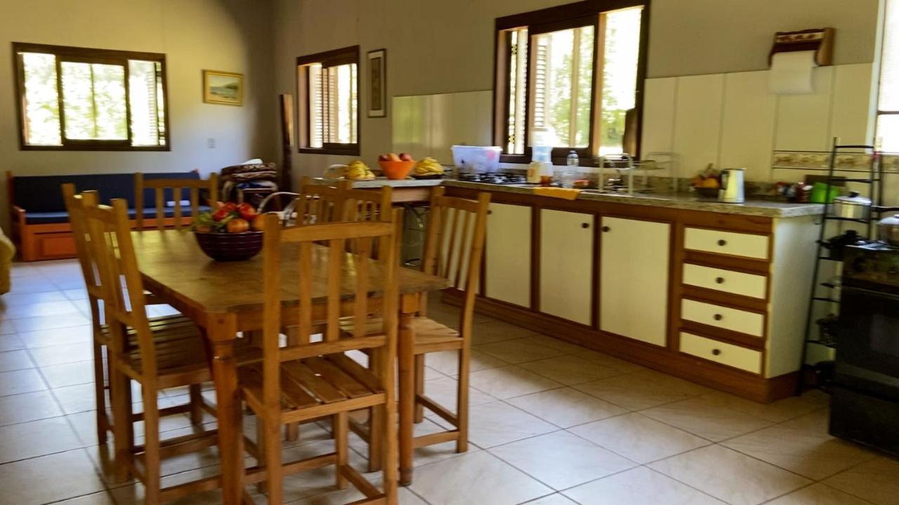 Вилла Casa De Campo - Sitio Da Tia Vera Макине Экстерьер фото